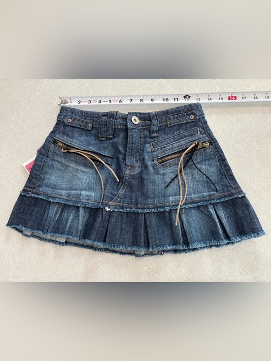 Cinque Dresses & Skirts - Vintage Y2K Cinque Pleated Denim Micro Mini Skirt Sz 26/40